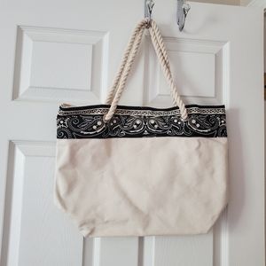 Beach tote bag